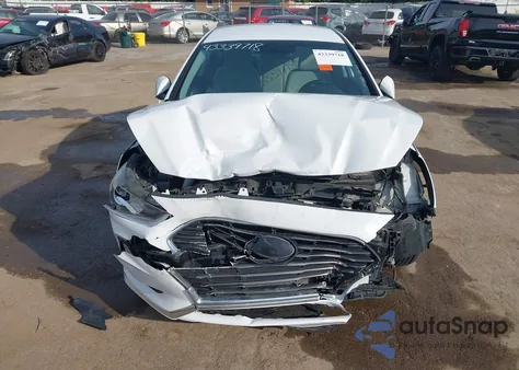 2018 Hyundai Sonata Se z USA, uszkodzony, nr VIN 5NPE24AF2JH682264